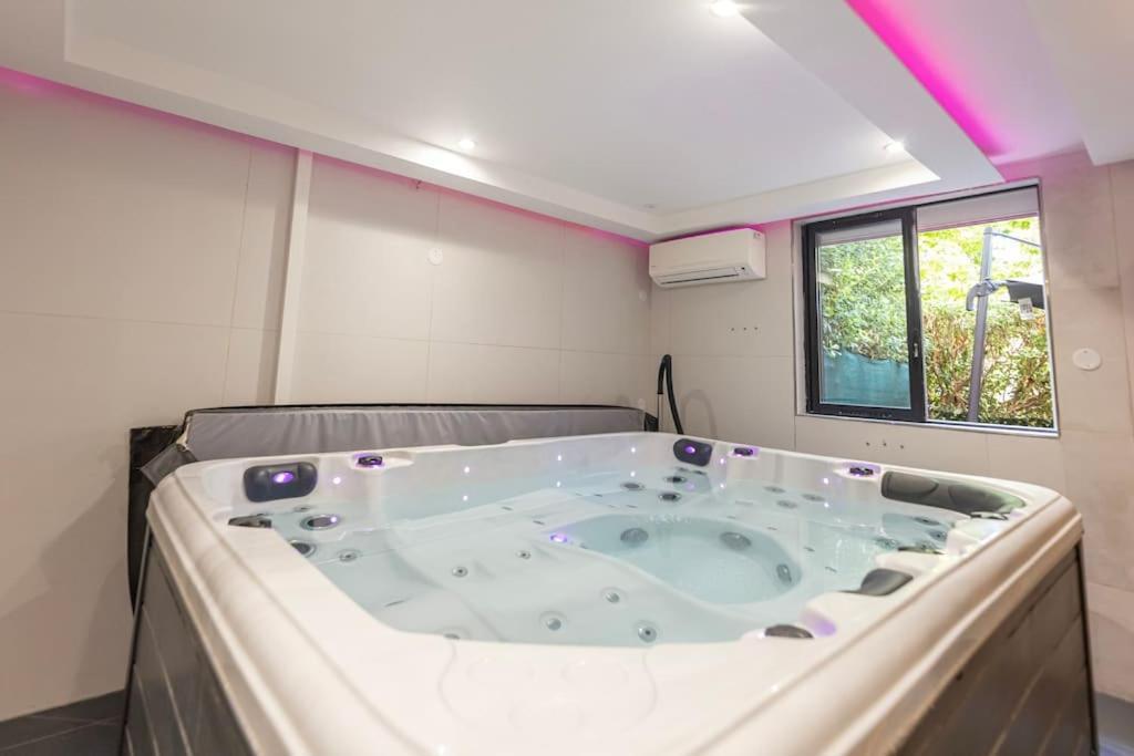 Laissepassetemps Apartment มาร์กเซย ภายนอก รูปภาพ